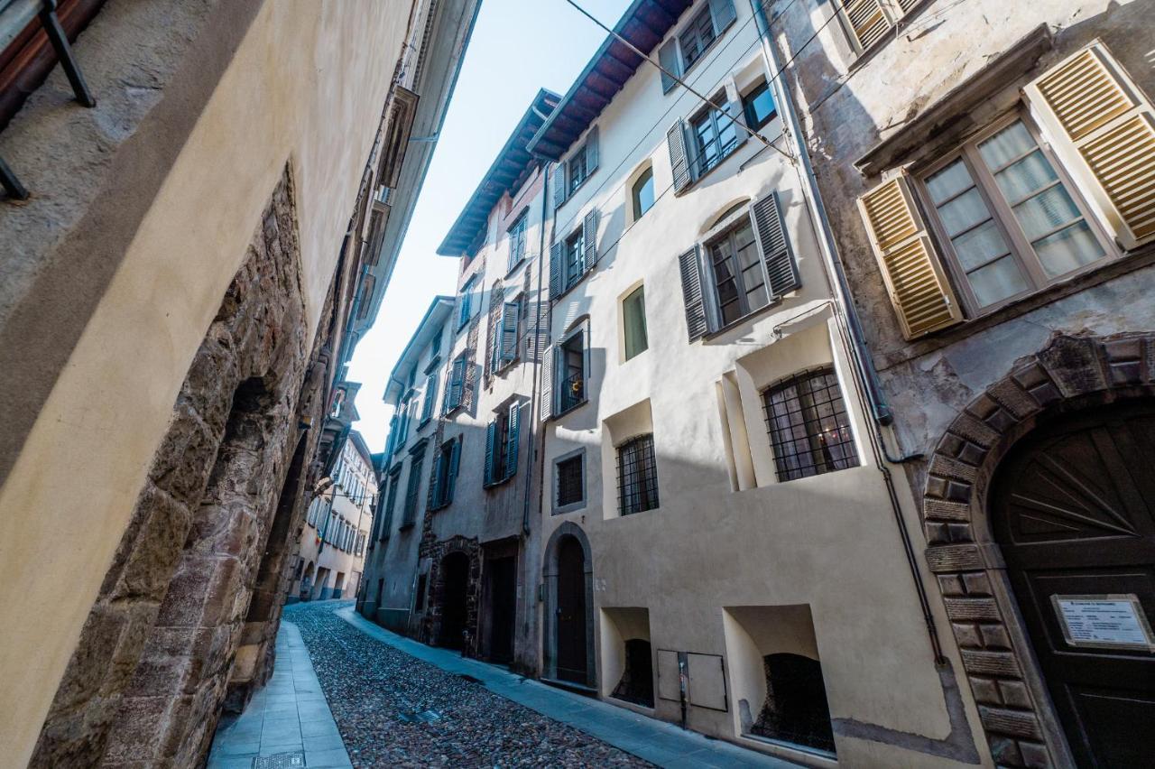 Feel - Salvecchio Apartments ベルガモ エクステリア 写真