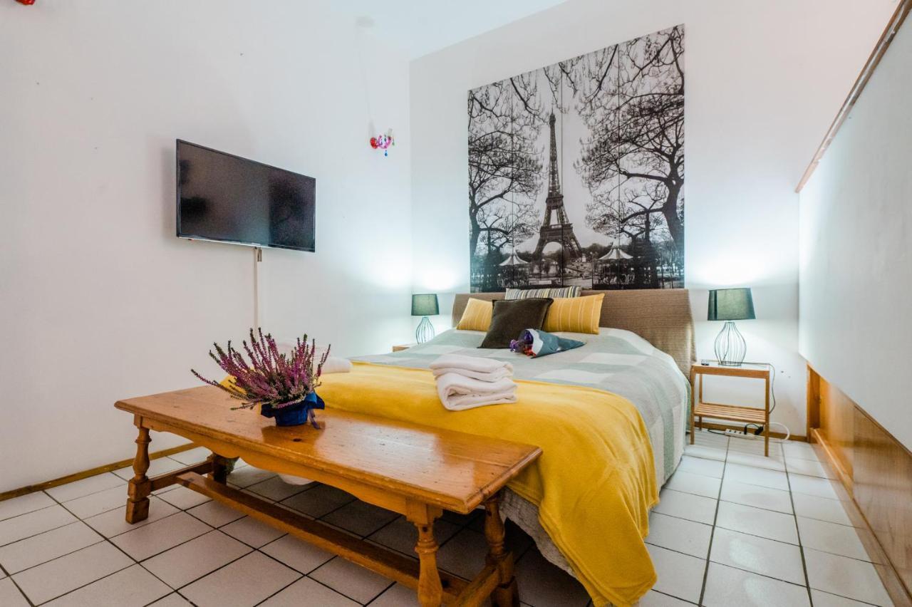 Feel - Salvecchio Apartments ベルガモ エクステリア 写真